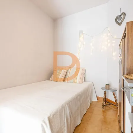 Comfortable Studio For 2 With Terrace Near